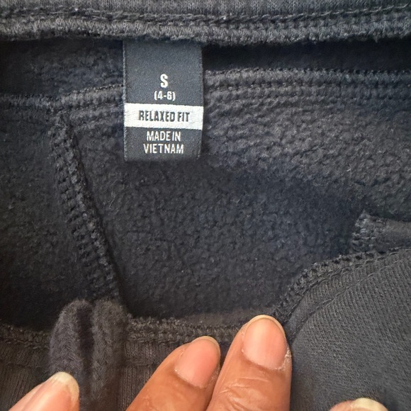 Carhartt Black Jogger Pants - Picture 2 of 6